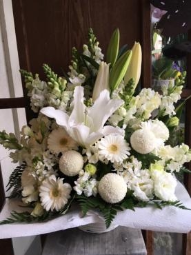 お供え用アレンジメント❁｜「さくらフローリスト」　（熊本県熊本市中央区の花キューピット加盟店 花屋）のブログ